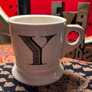 🆕☕️NO BRAND Cream Ceramic/Black Monogram “Y” 12 Ounce Coffee Mug